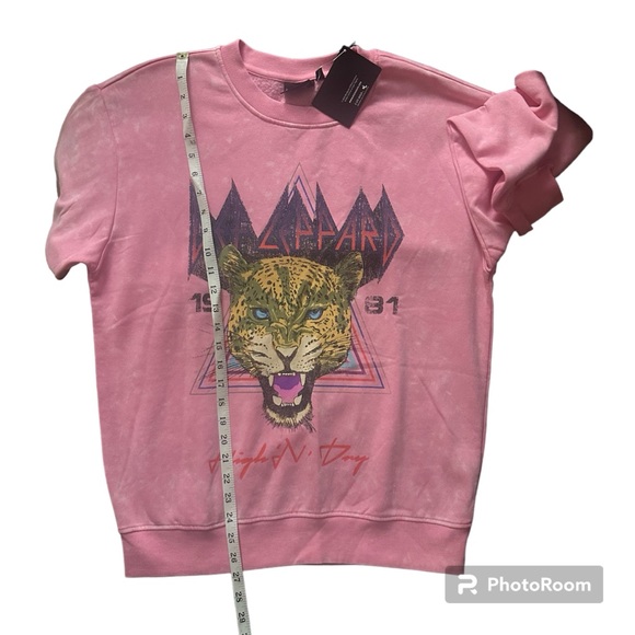 Pink Def Leppard Band Sweatshirt - Picture 4 of 6